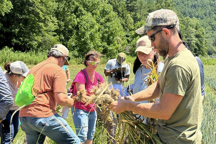 Frontline to Farm Returns to Train Farmers in Boone